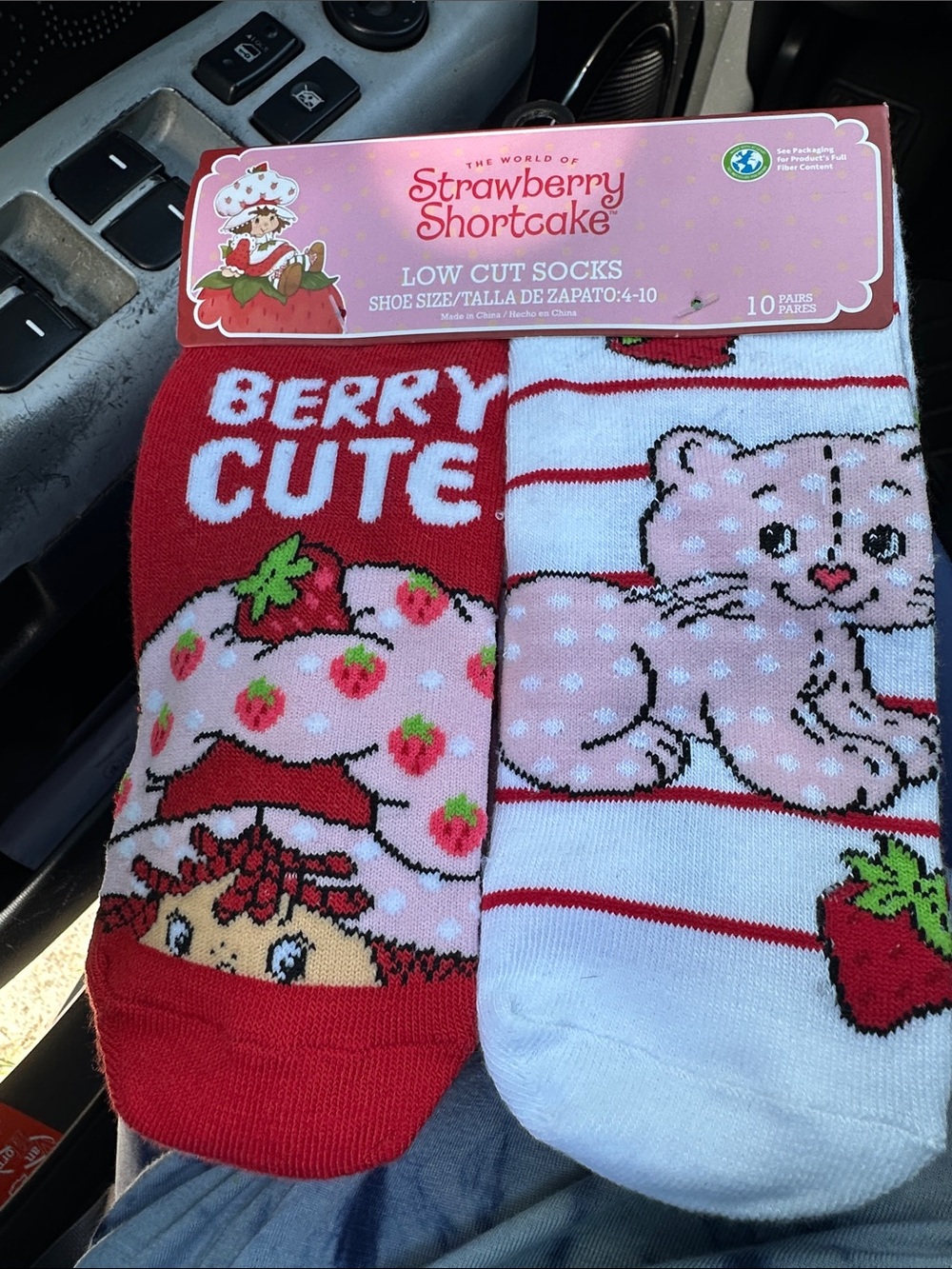 Strawberry Shortcake Women's Low Cut Socks - Red & White